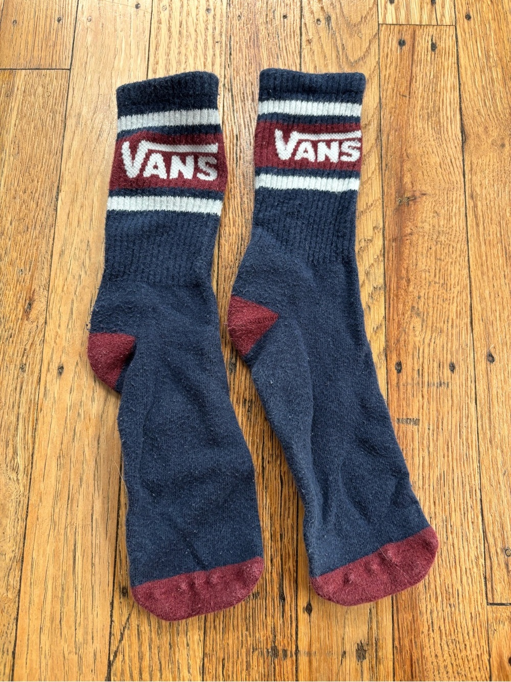 Vans Navy Crew Socks with Maroon Accents and White Stripes